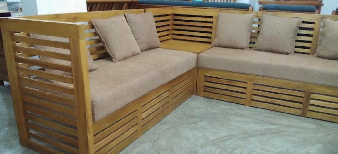 NILAMBUR FURNITURE KUTTIKKATTUR