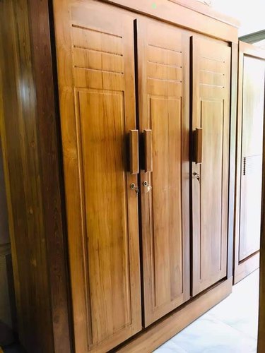 NILAMBUR FURNITURE KUTTIKKATTUR